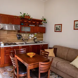 Borgo Angioino Alojamento de Acomodação e Pequeno-almoço